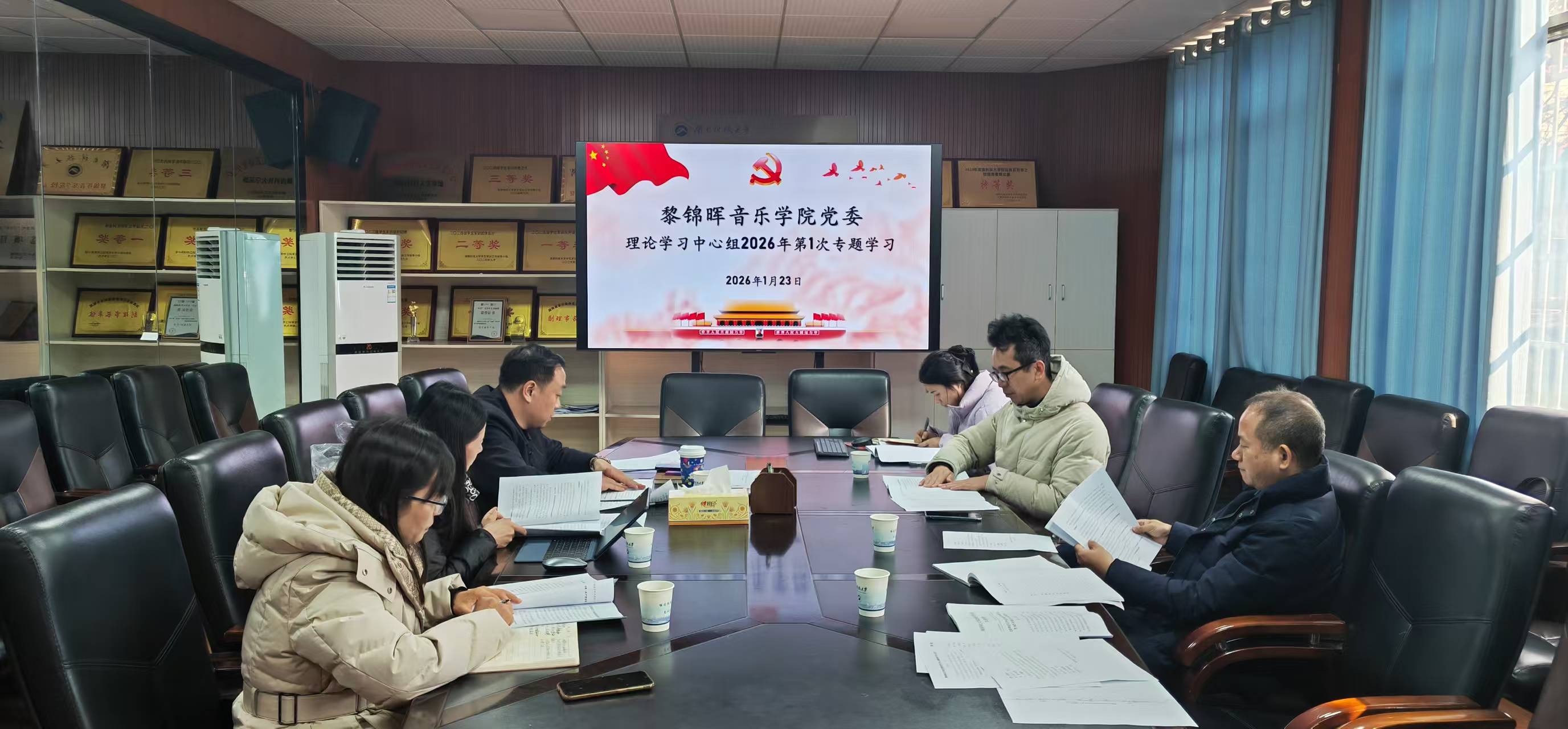 09b7df08c80e48dd9cda9d825160dbd8.jpg 09b7df08c80e48dd9cda9d825160dbd8.jpg